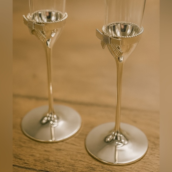 Kate Spade Silver Champagne Flutes with Bow Accents - Picture 3 of 4